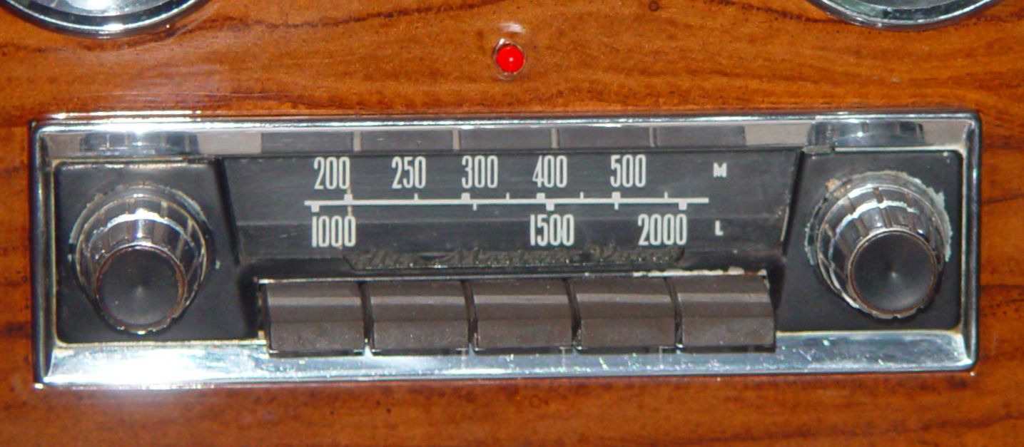 Gauges and radio  - Ecellence